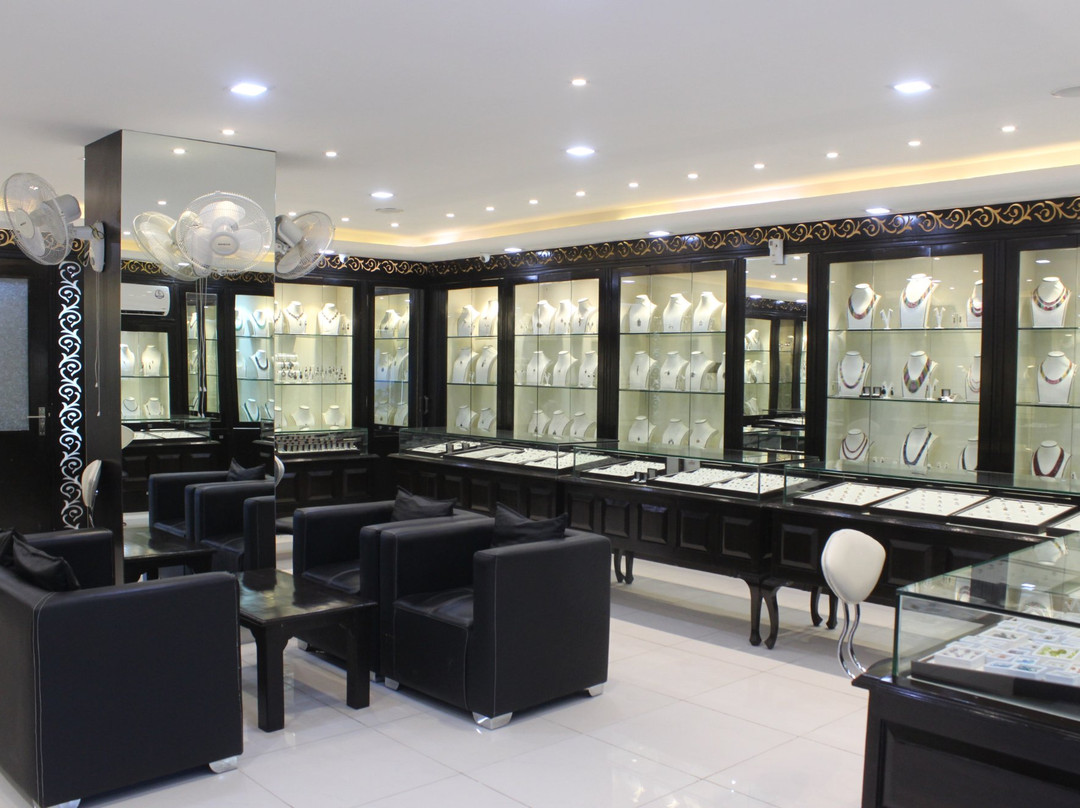 Kohinoor Gems & Jewels-斋蒲尔必去景点