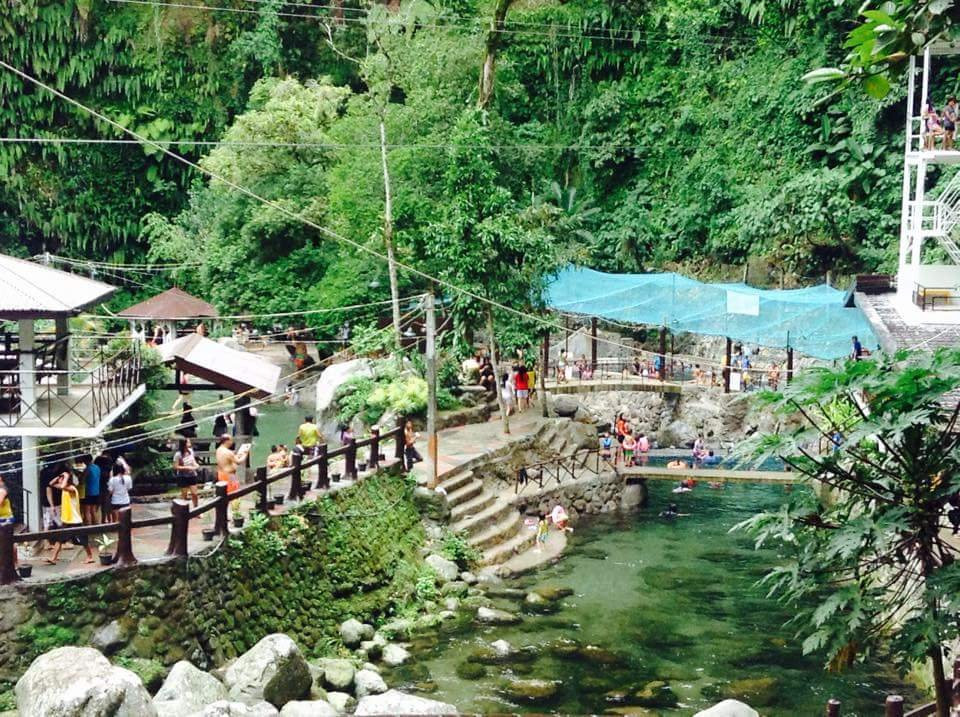 Panicuason Hot Spring Resort景点图片