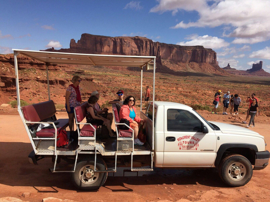 Monument Valley Tours景点图片