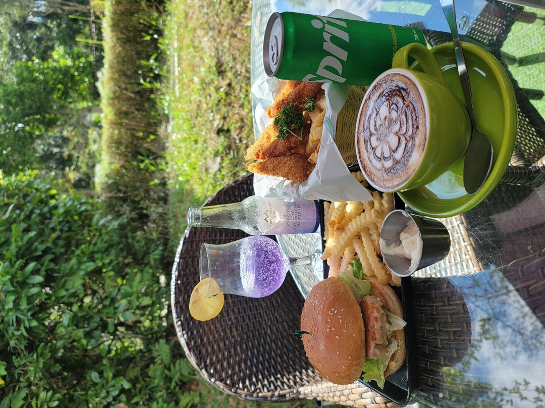 聪鸣茶座