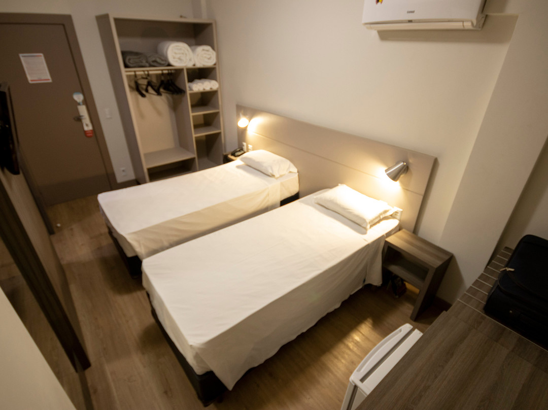 Hotel Valerim Itajaí - Navegantes主图