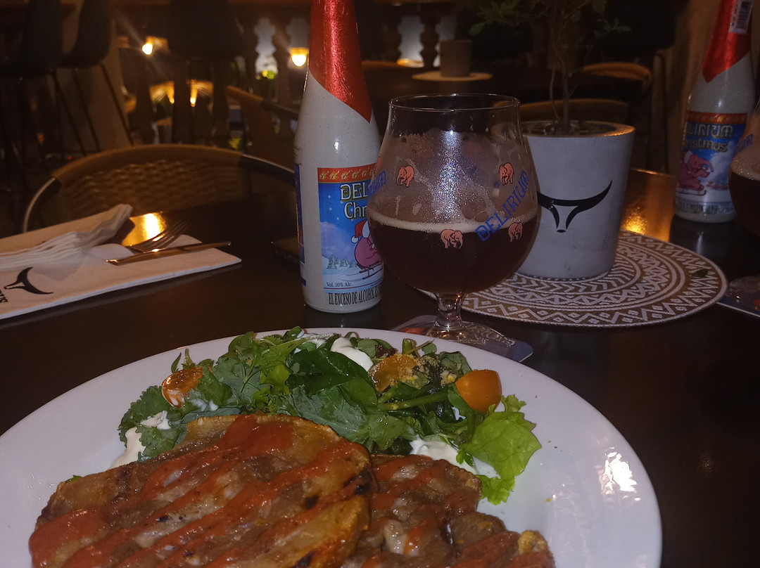 Tauros - Steak House, Coffee & Bar