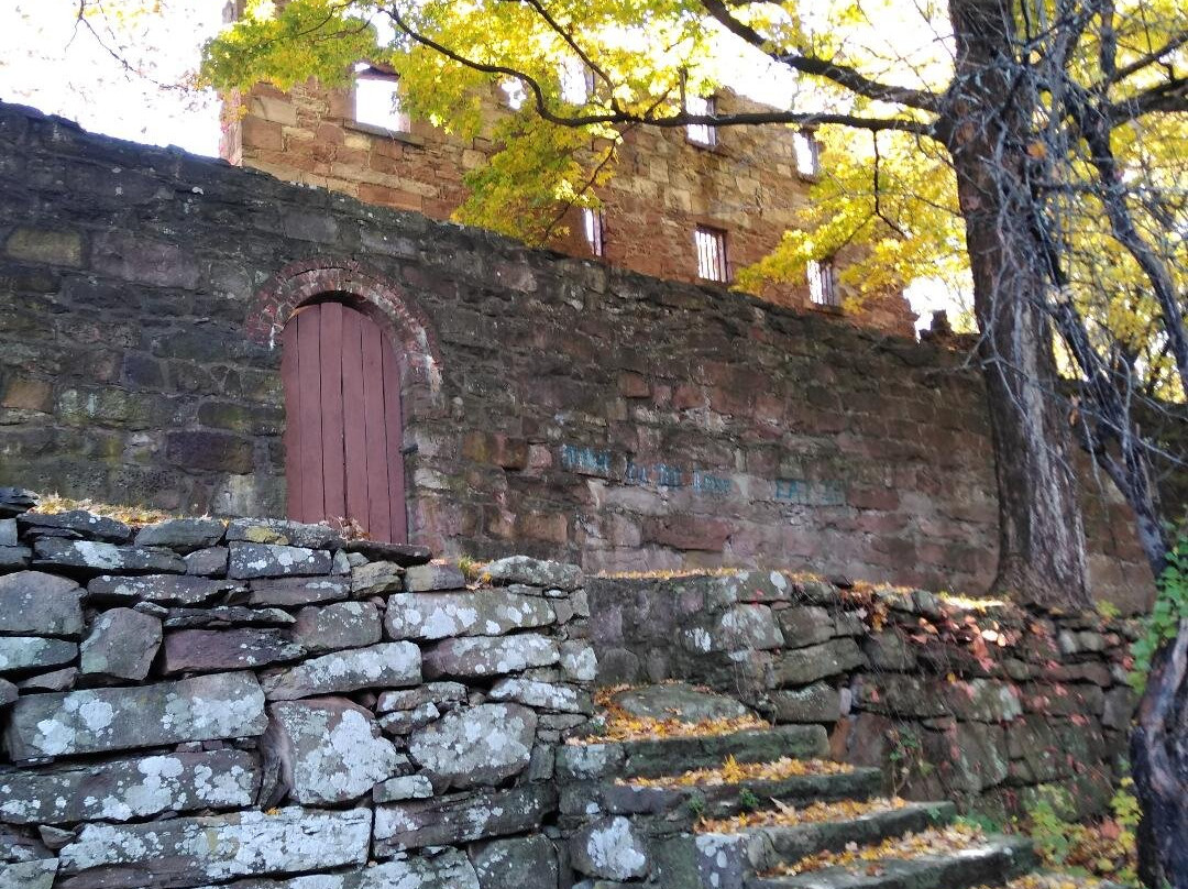 Old New Gate Prison & Copper Mine-East Granby必去景点