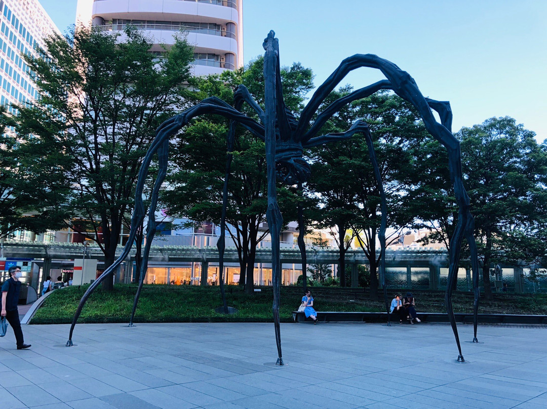 Maman Spider Sculpture-Roppongi必去景点