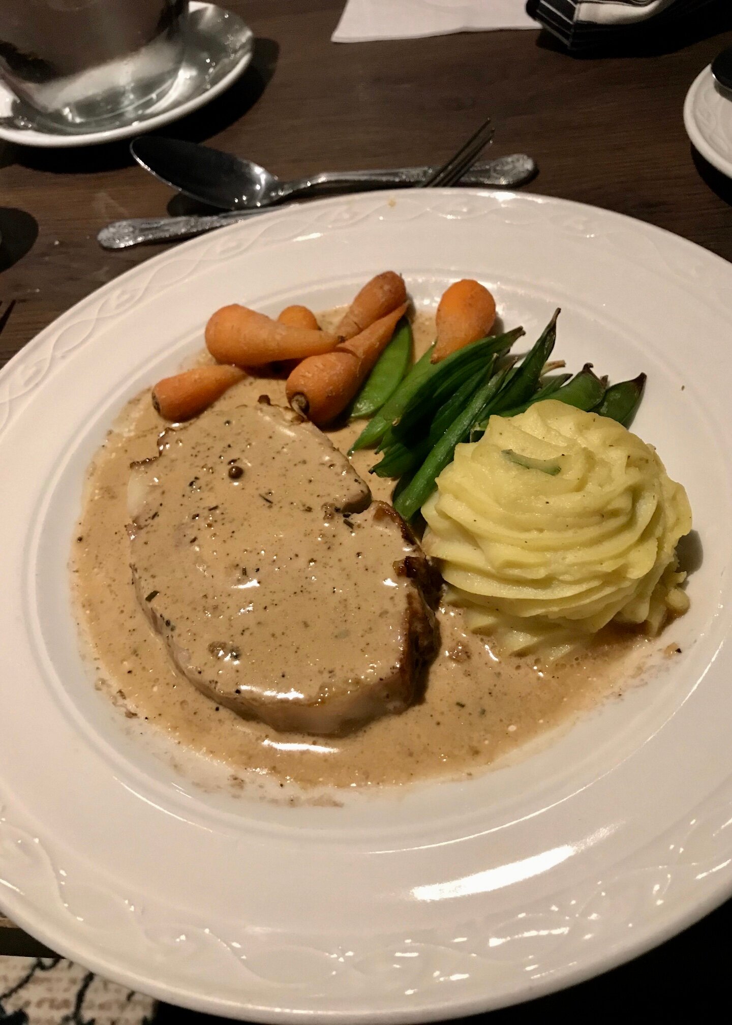 水星杜肯哈尔夫布莱克本酒店-餐饮