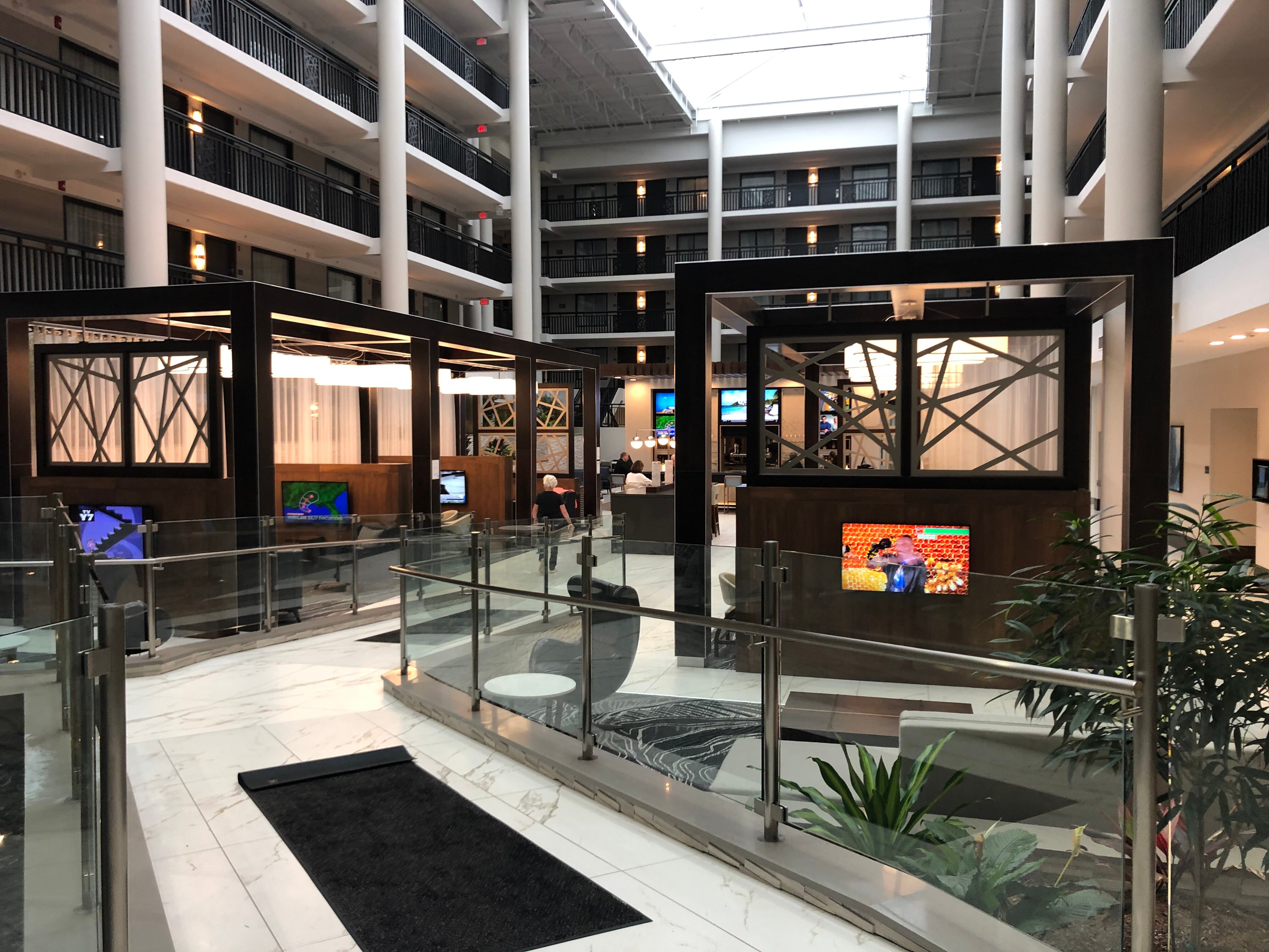 Embassy Suites by Hilton Syracuse-餐饮