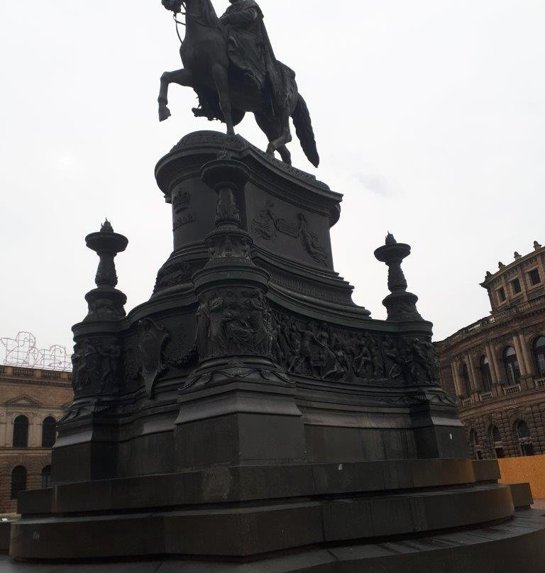 Statue of King John-德累斯顿必去景点