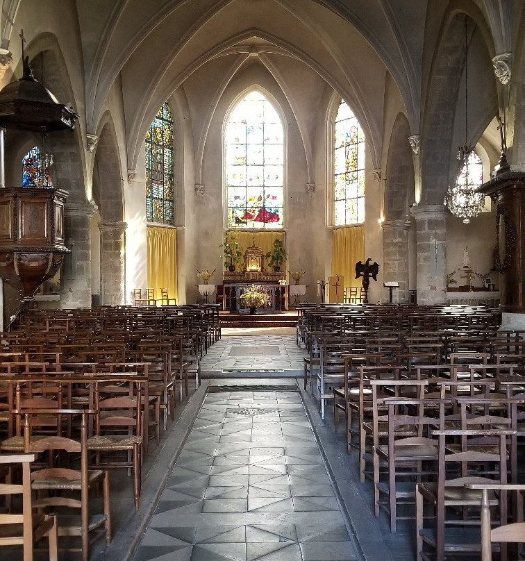 Collegiale Saint Ythier-Sully-sur-Loire必去景点