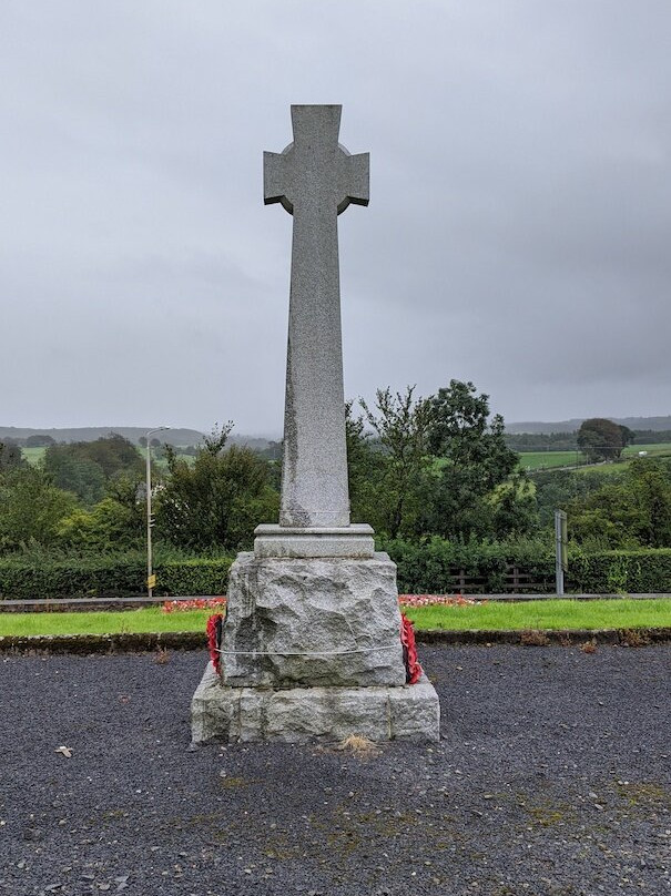Ochiltree War Memorial景点图片