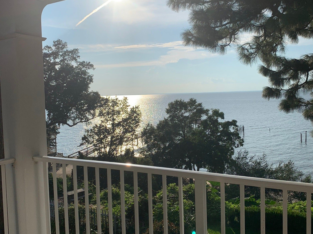 Emma's Bay House主图