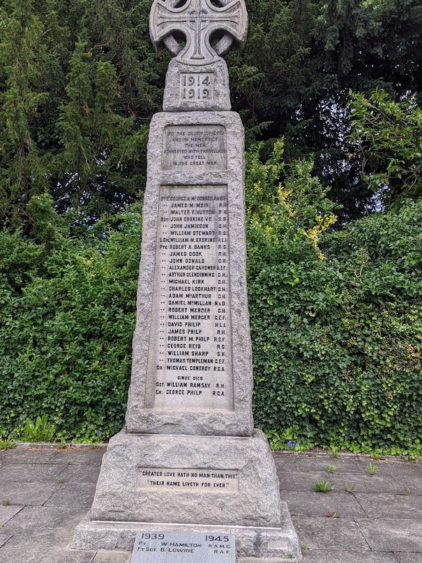 Cairneyhill War Memorial景点图片