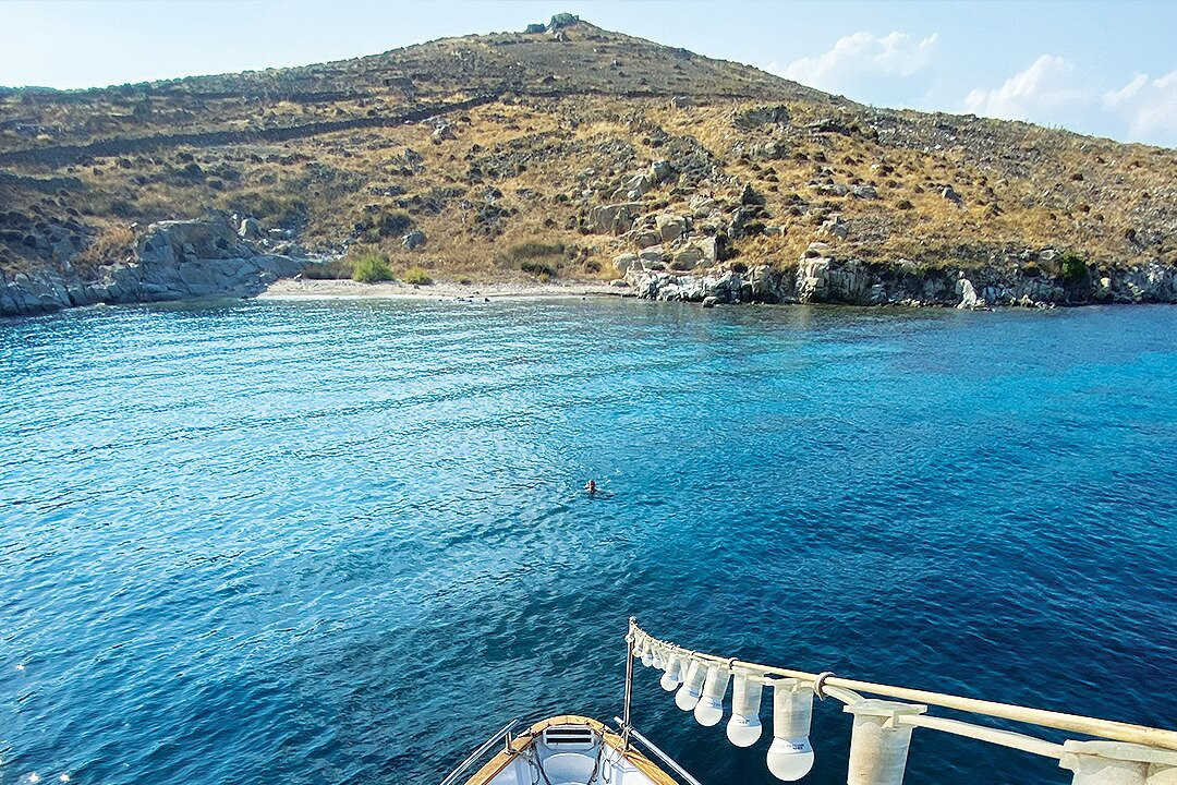 Hola Rhenia boat tour-米克诺斯镇必去景点