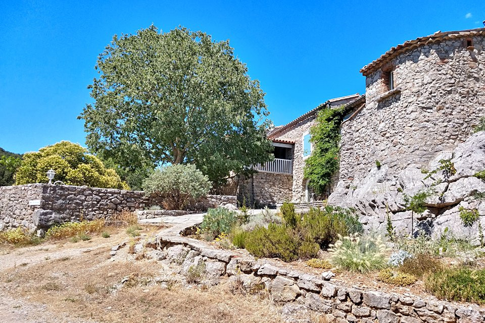 Les Hauts D'issensac主图