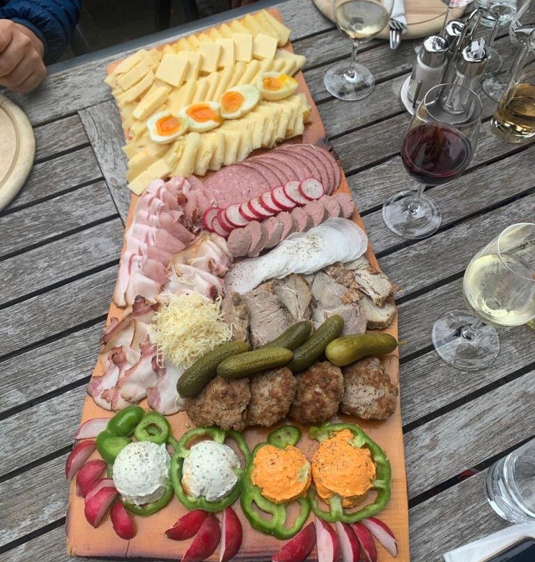 伊灵格霍夫膳食公寓主图