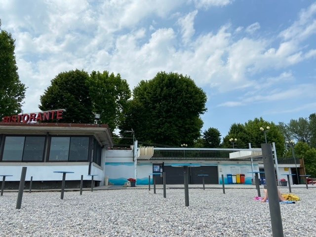 Spiaggia Desenzanino-代森扎诺-德尔加达必去景点