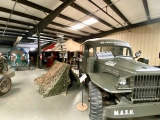 Heartland Museum of Military Vehicles景点图片