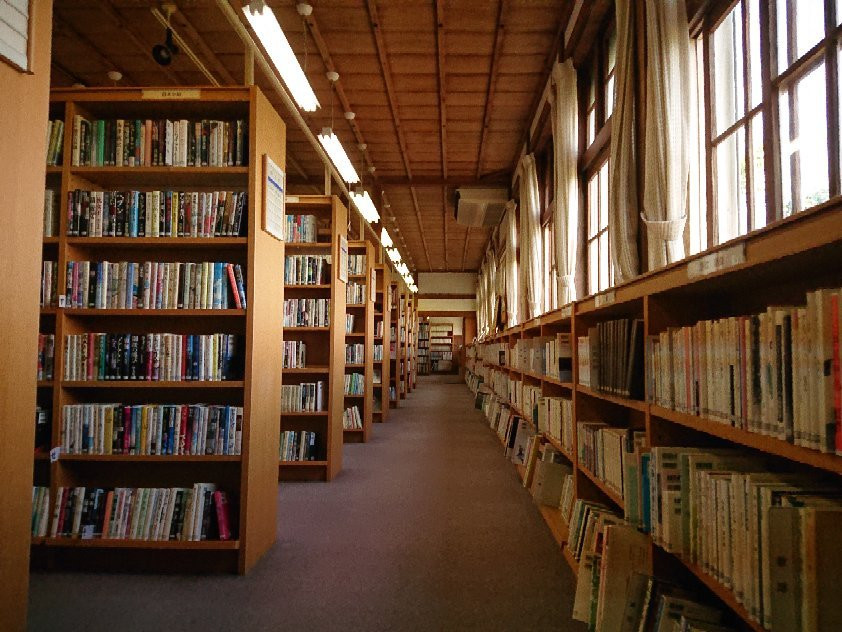 Koracho Public Library-甲良町必去景点