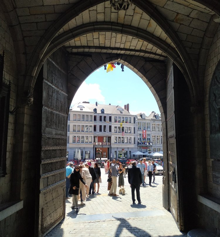 Hotel de ville景点图片