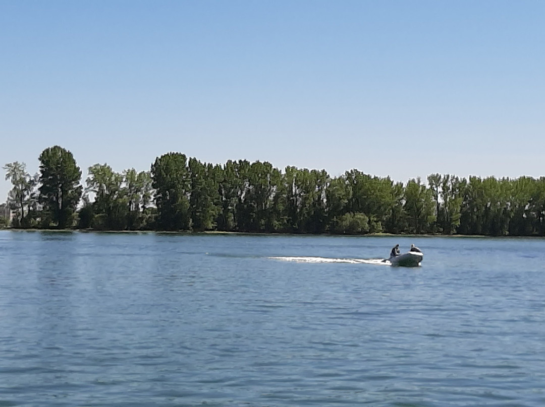 Park Ile Charron-隆格伊必去景点