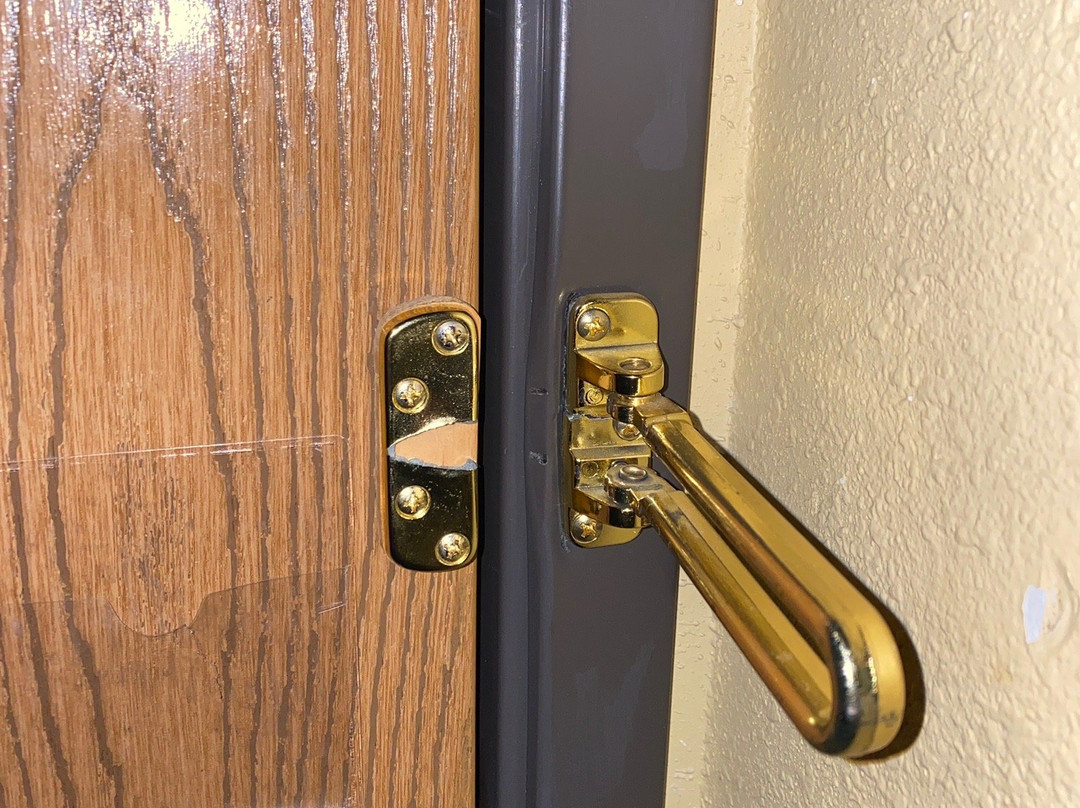 Pinedale Hotel & Suites主图