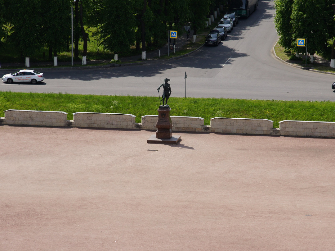 Monument to Imperator Pavel I景点图片