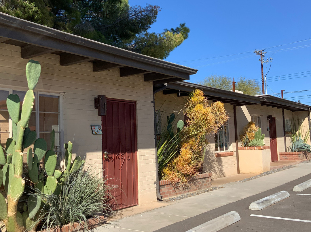 The Downtown Clifton主图