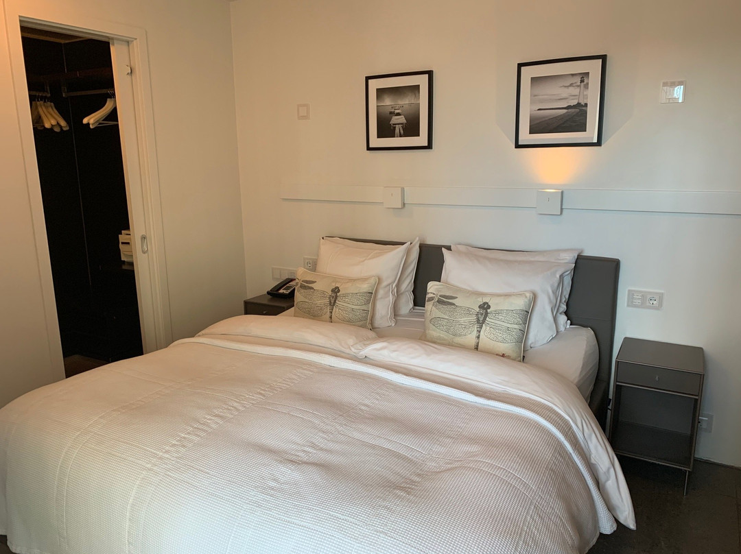 黑珍珠公寓酒店主图