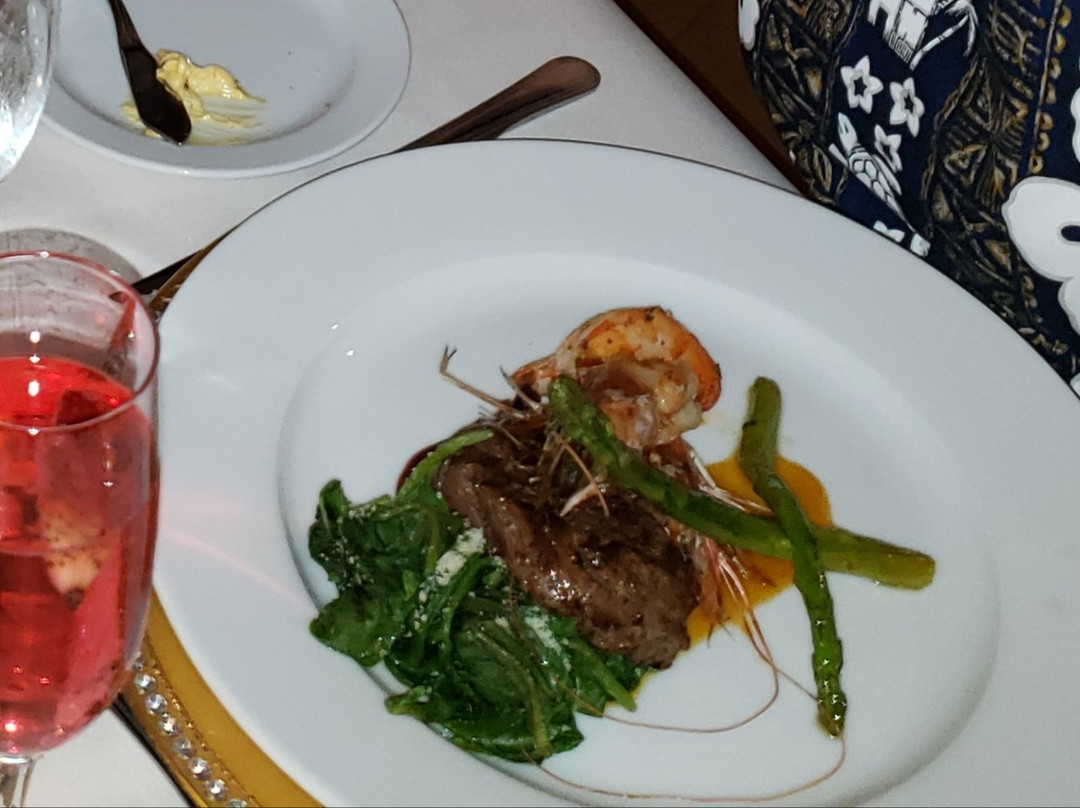 Coronado Luxury Club & Suites主图