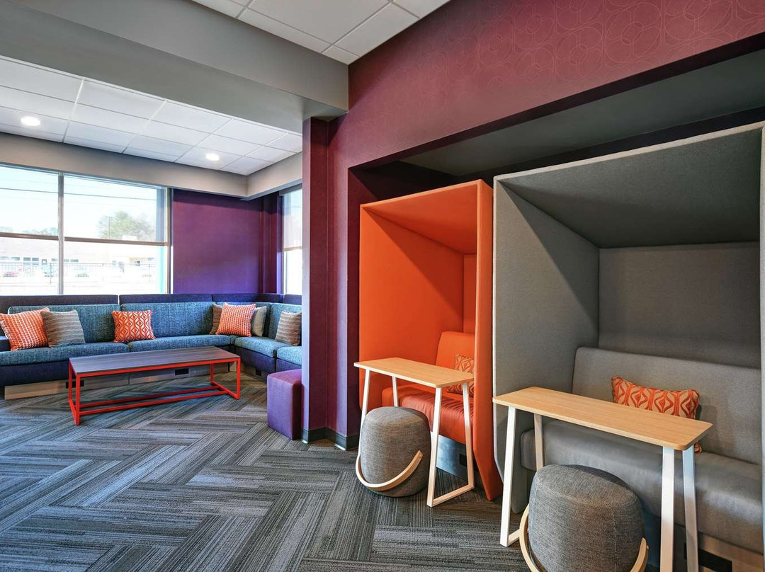 Tru by Hilton Burlington主图