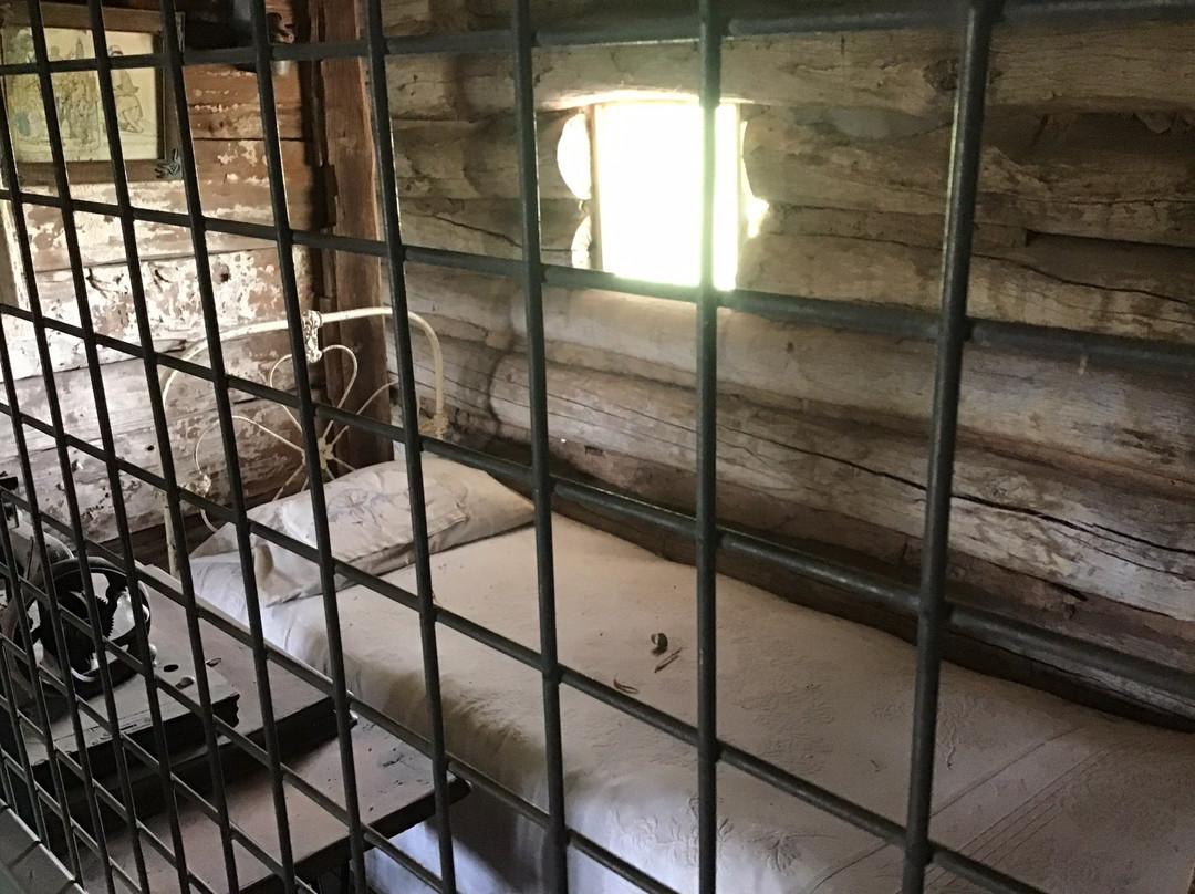 Cobram Log Cabin-Cobram必去景点