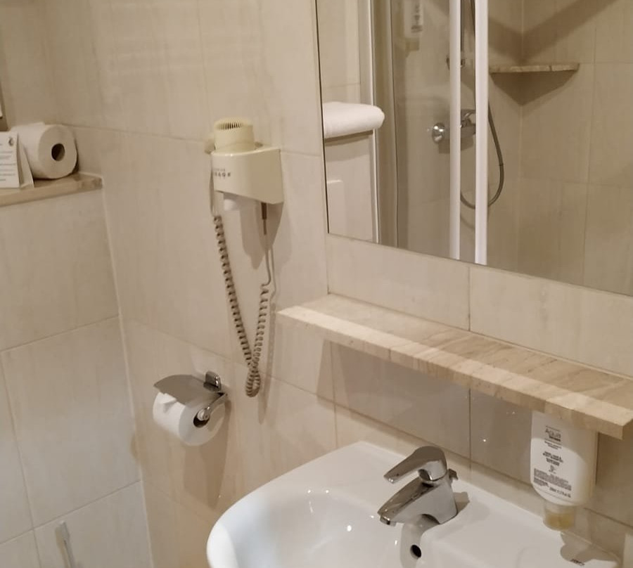 Euro Hotel主图