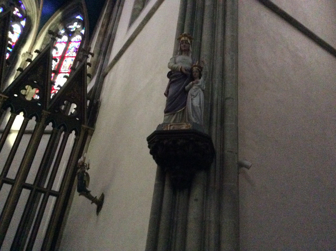 sanctuaire Notre-Dame de la Salette-St-Martin-des-Champs必去景点