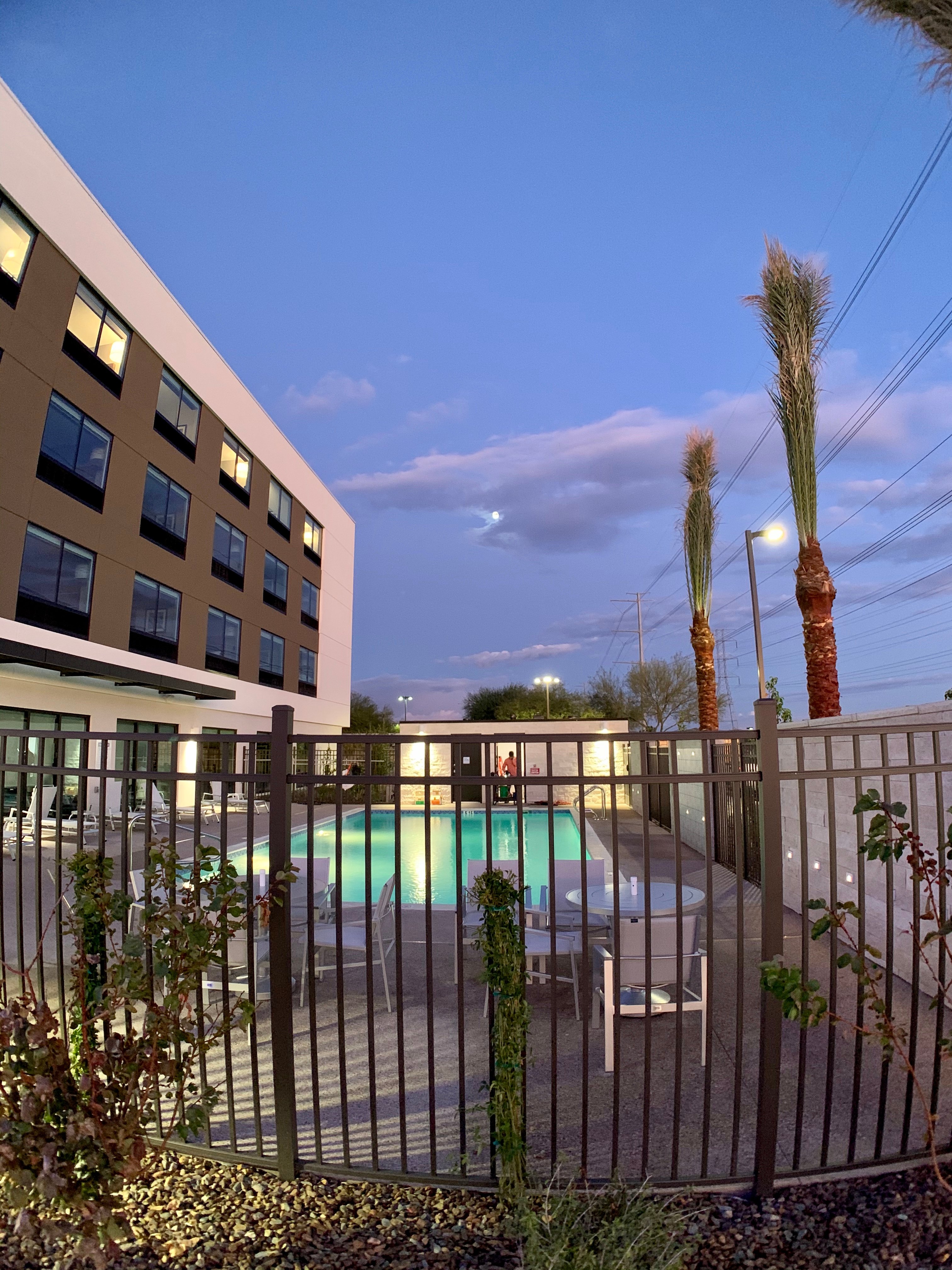 Holiday Inn Express & Suites Phoenix North - Happy Valley By IHG-portrait