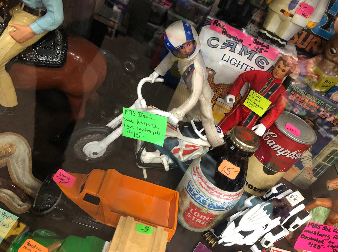 Joe's Emporium-Caldwell必去景点