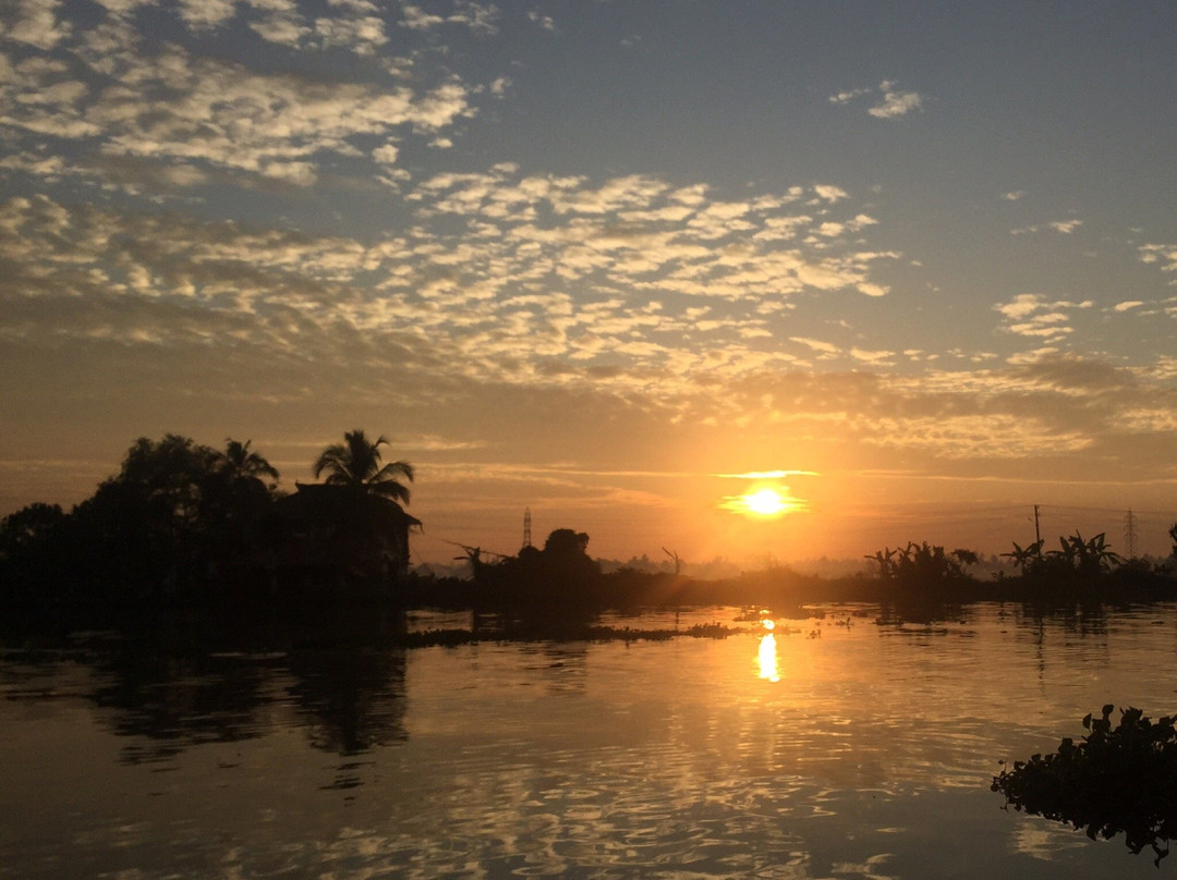 Peaceful Lake Homestay主图