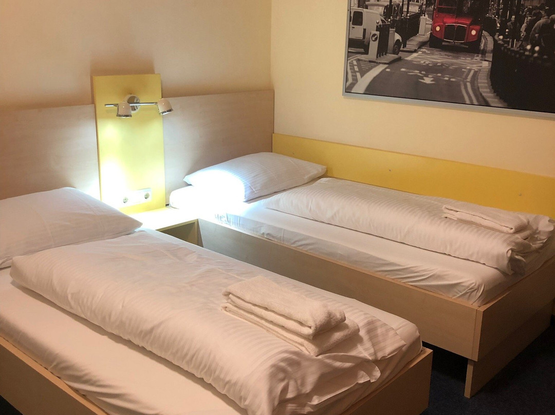 Best Deal Hotel主图