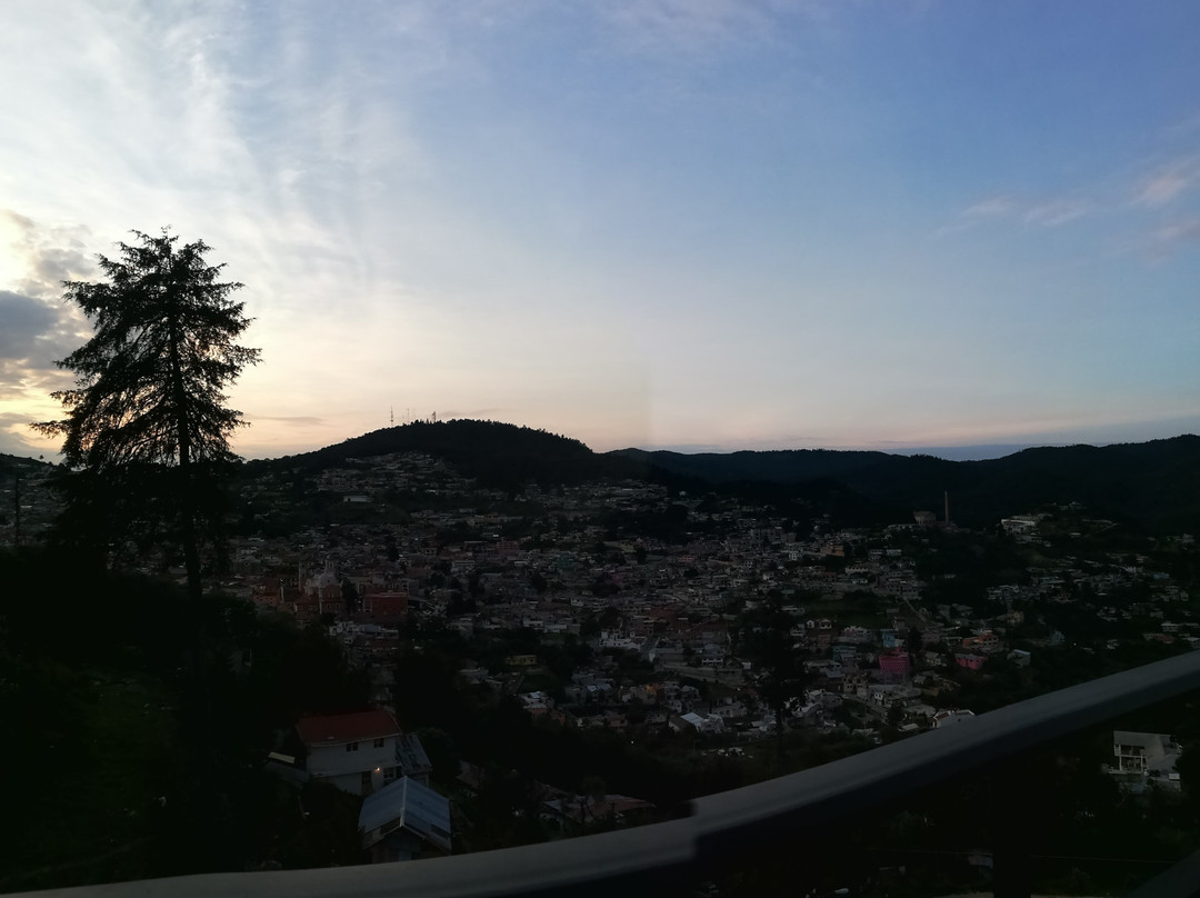 Radio Express Café Real del Monte