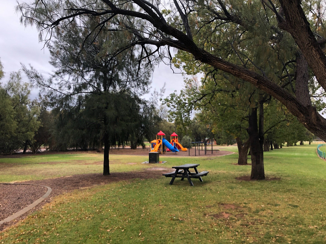 Quandong Park-Red Cliffs必去景点