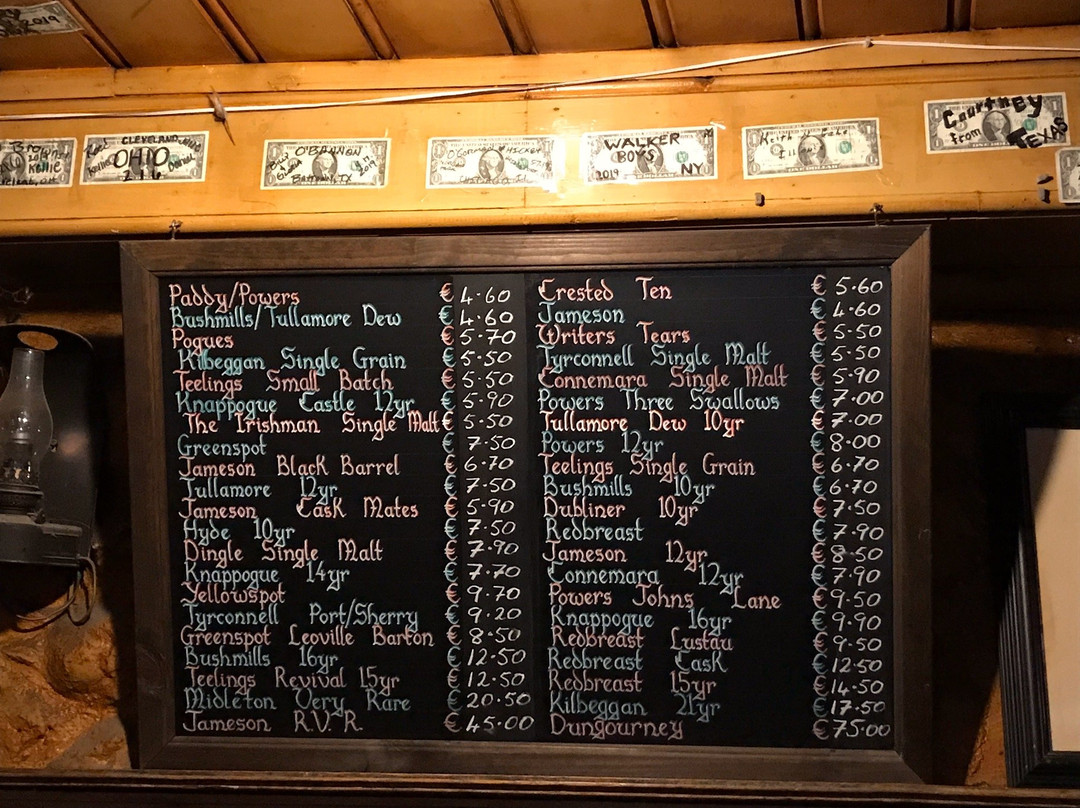 Courtney's Bar-基拉尼必去景点