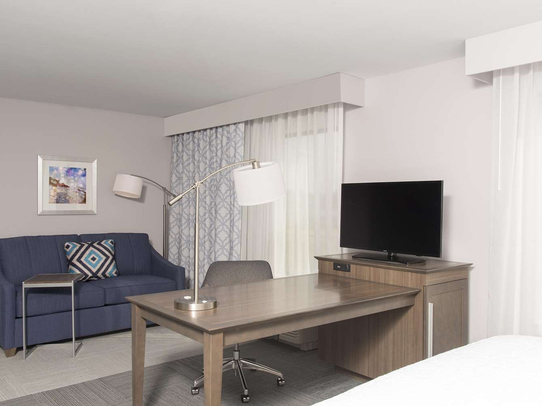 Hampton Inn & Suites Michigan City主图