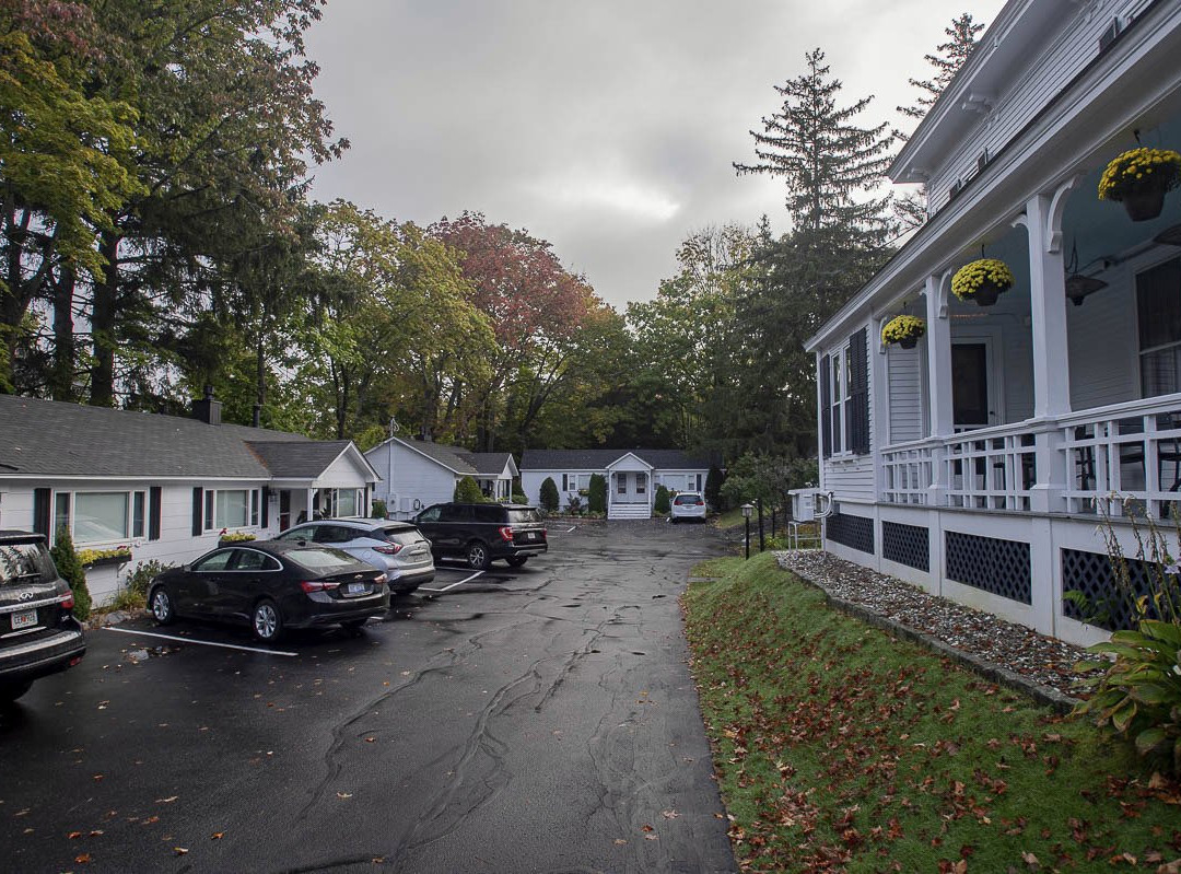 AWOL Kennebunkport主图