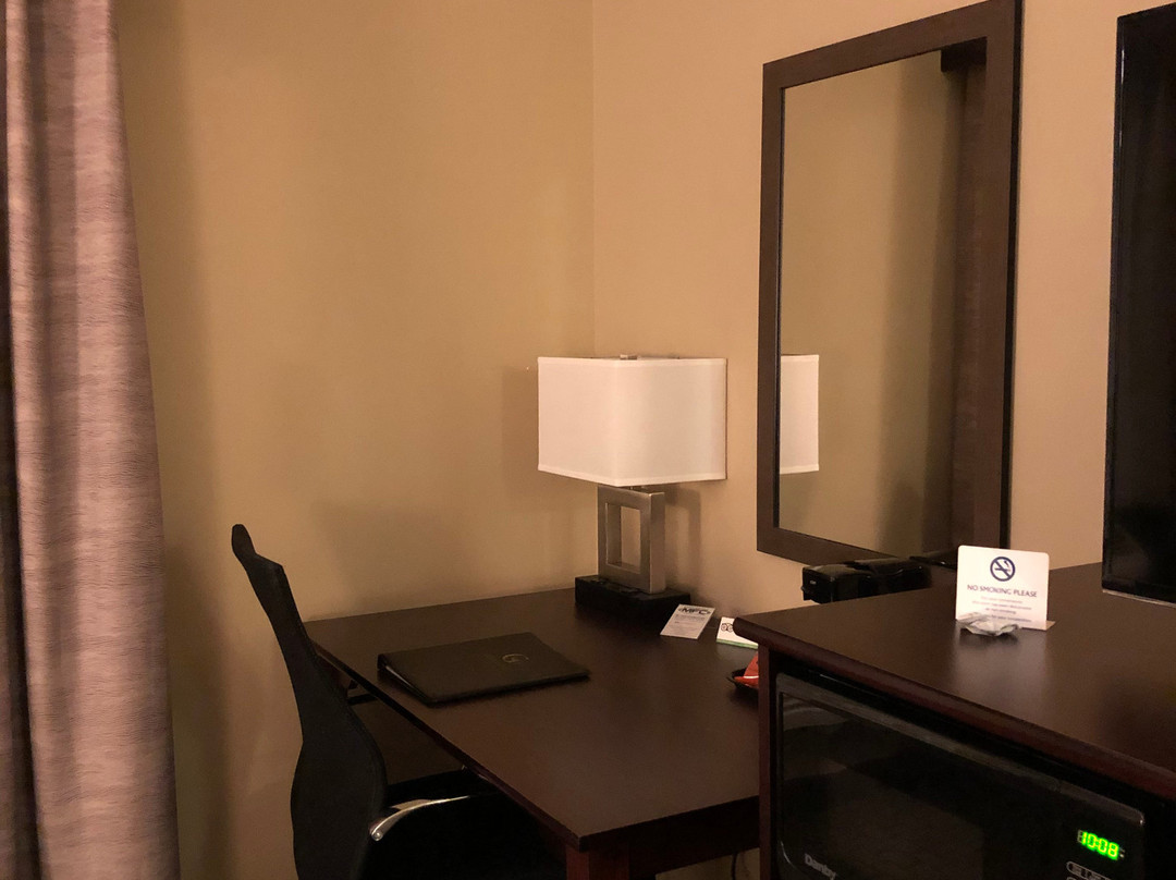 GrandStay Hotel & Suites Glenwood主图