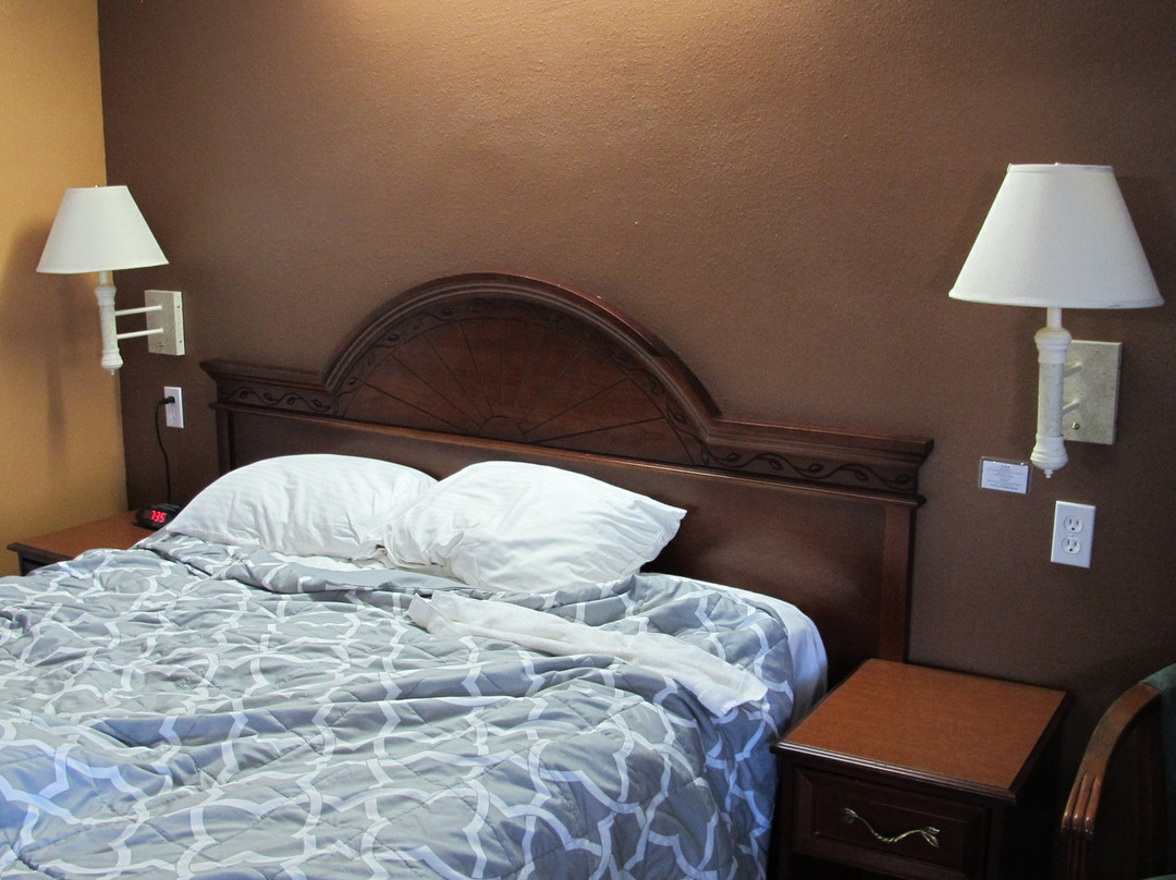 New Corral Motel主图