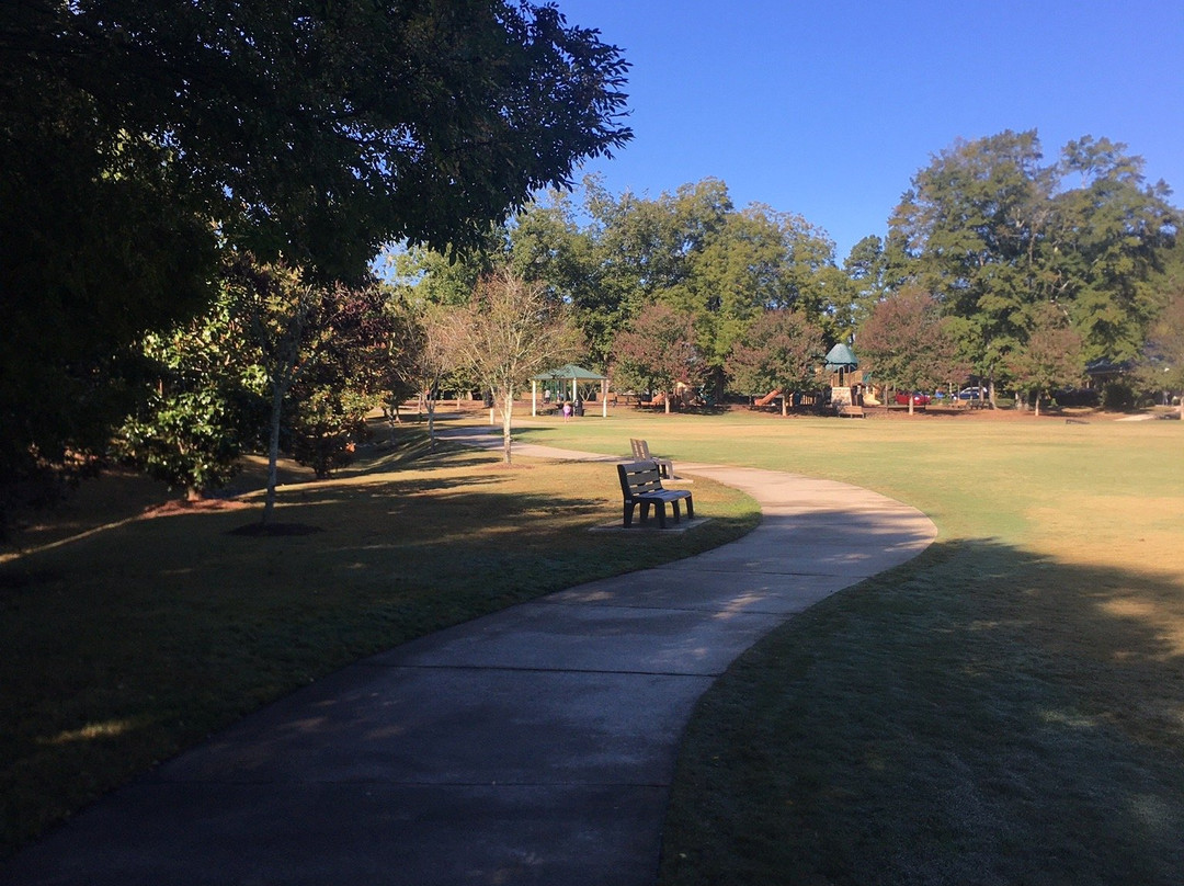Cogburn Park & Arboretum-阿尔法利塔必去景点