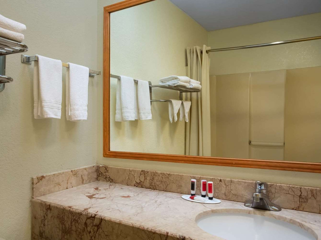 朗内米德费城地区戴斯酒店主图