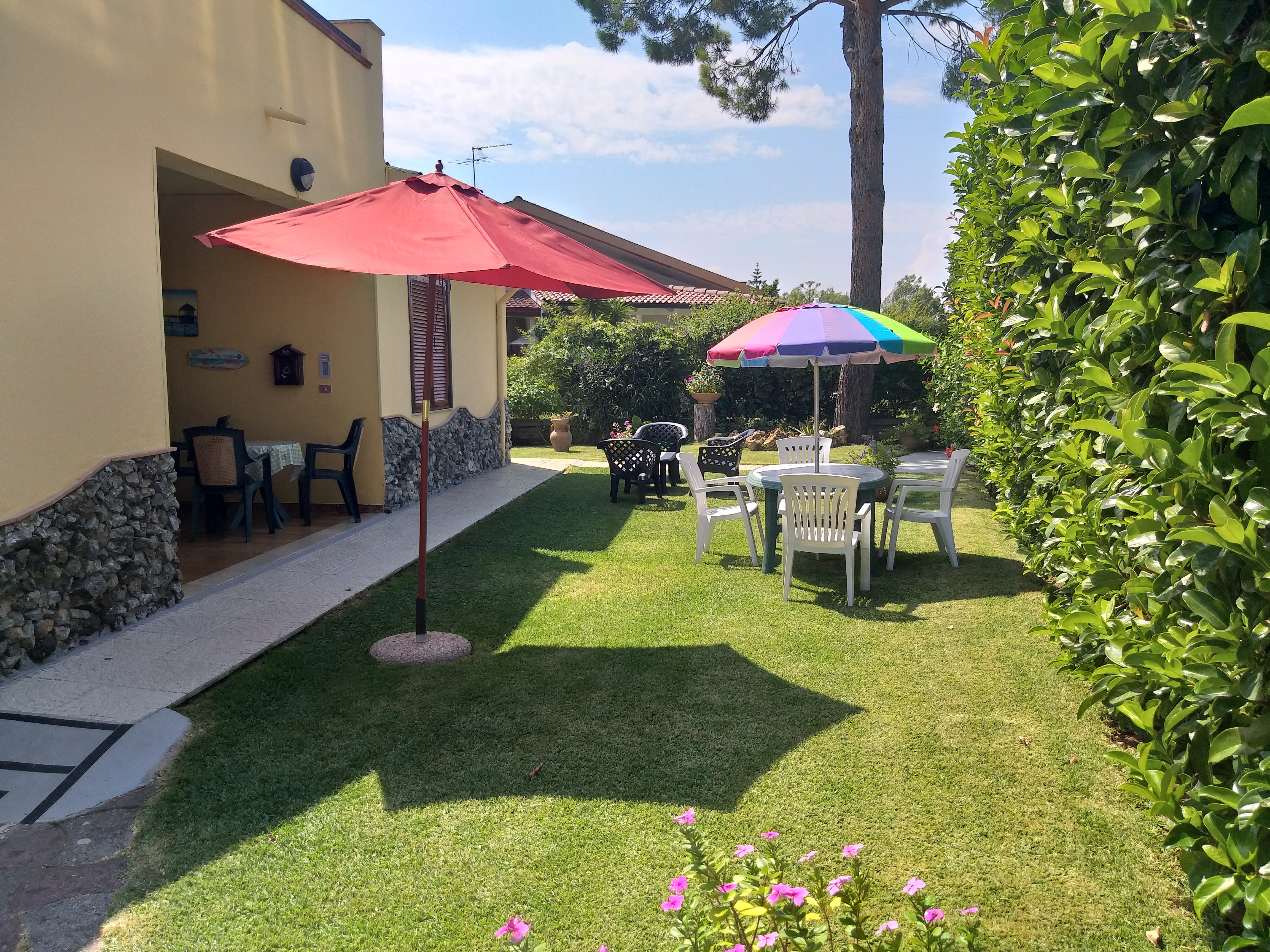 Sybaris Bed & Breakfast-官方