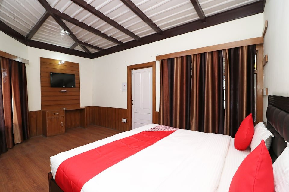 OYO 33384 Sarthak Inn And Tarang Restaurant主图