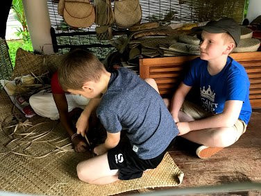 库马拉孔湖畔度假村主图