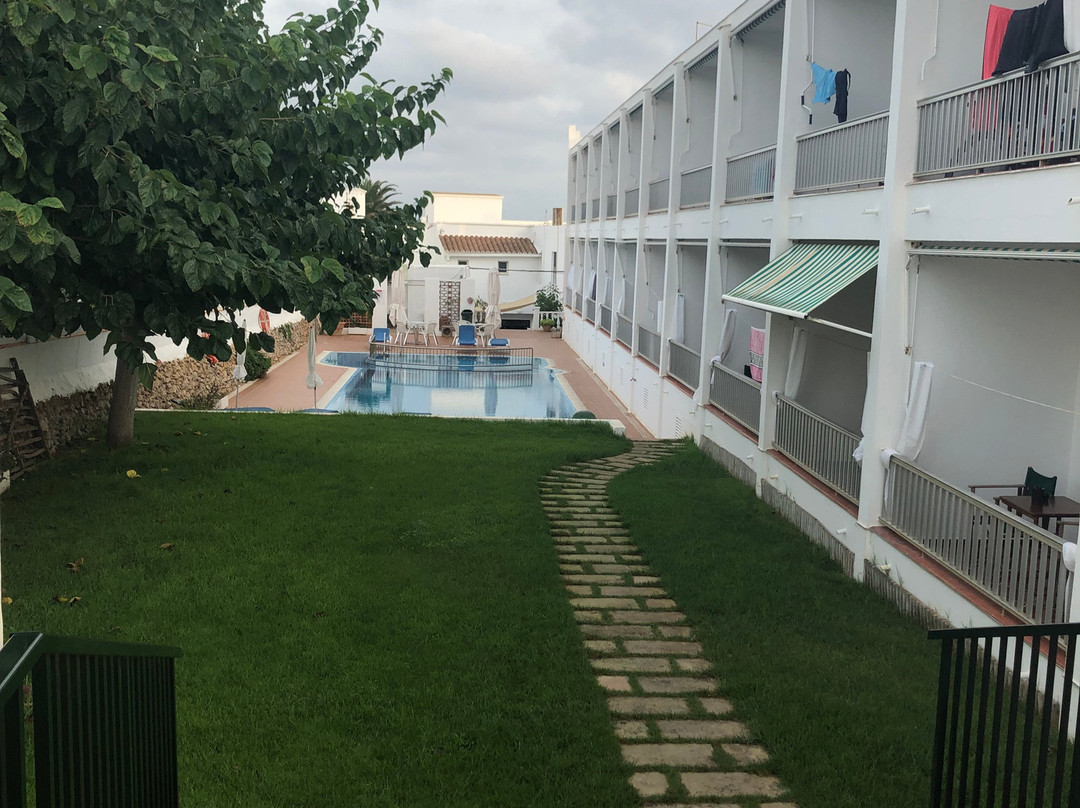 Playas de Fornells酒店住宿-Hostal S'Algaret