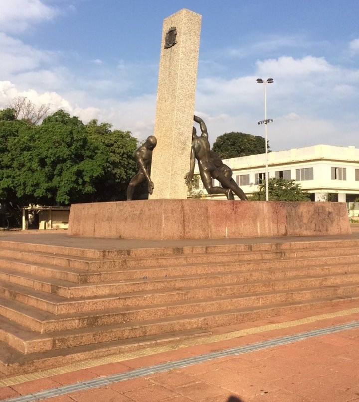 Monument to the 3 Races-戈亚尼亚必去景点